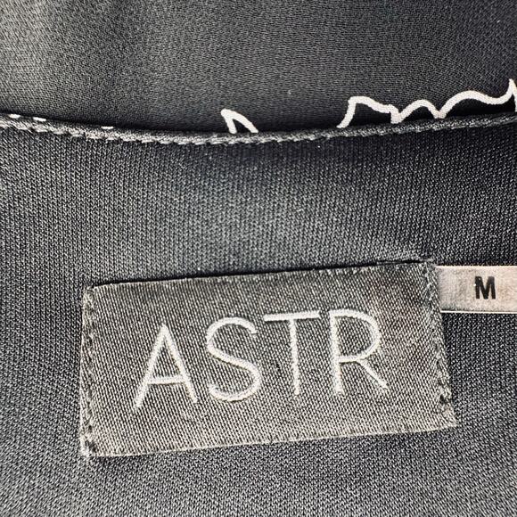 ASTR Black Floral Romper Size Medium Chiffon Boho Dark Romantic Festival Casual - Picture 14 of 16